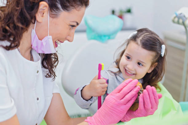 Best Tooth Extraction  in Altamont, TN